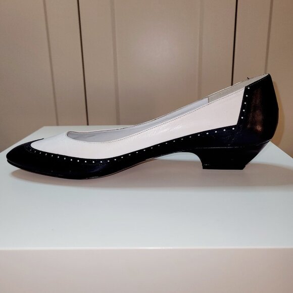 Vintage Bretton's Wingtip Dress Shoes *Mint* Size 9 - Picture 8 of 9